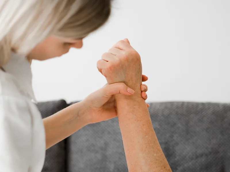 Chiropractic care for neuropathy at Hans Chiropractic & Injury Center in Norcross